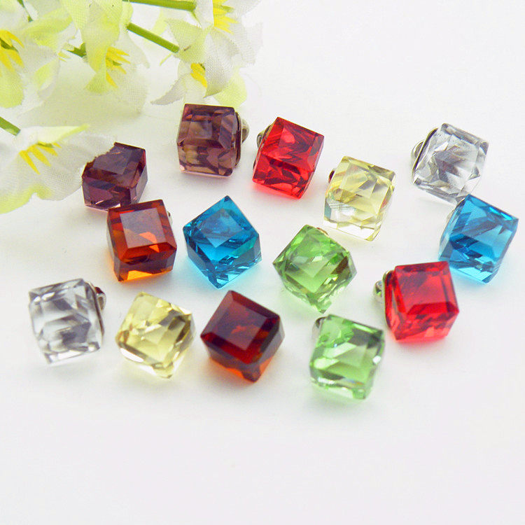 高档水晶扣红色钻扣 衬衫 毛衣纽扣雪纺扣 衬衣扣 时尚女装饰扣子,淘宝优惠券,粉丝福利购,淘宝优惠卷