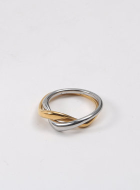 日韩时尚小众个性环环相扣永远在一起钛钢镀18K金戒指指环食指女