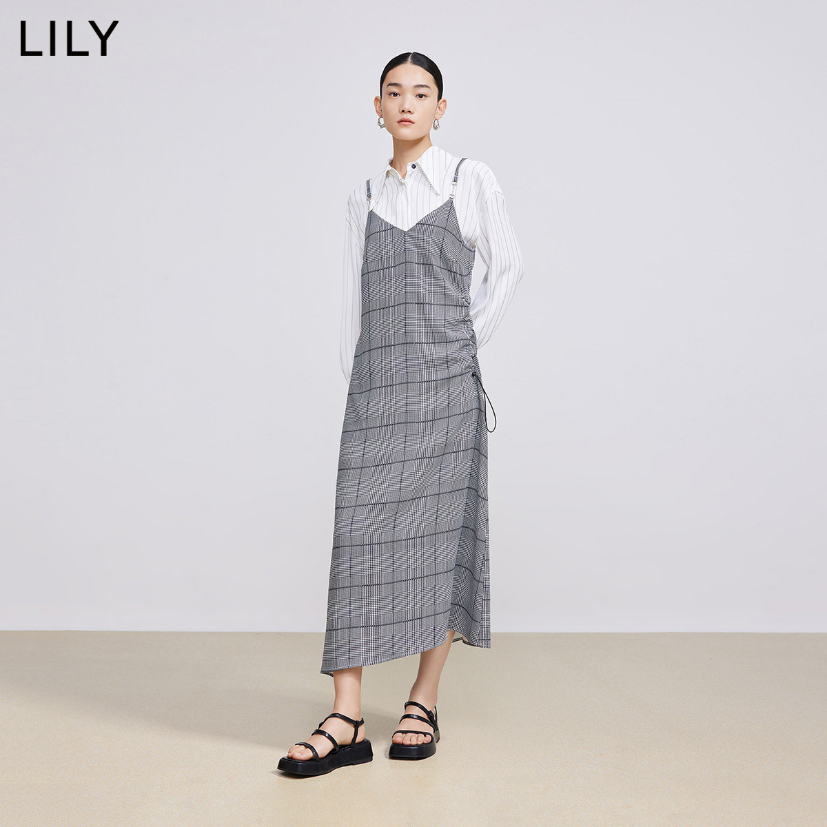 【商场同款】LILY2022春新款女装优雅千鸟格设计感抽绳吊带连衣裙 - 图1