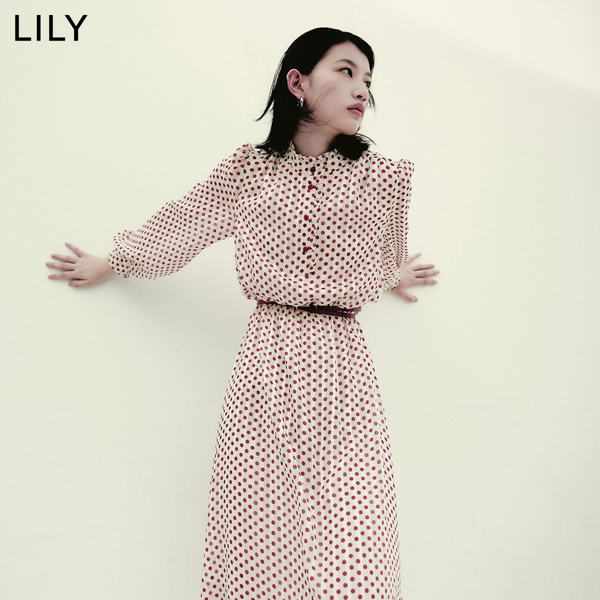 lily2022秋新款复古波点泡泡袖长裙 LILY连衣裙