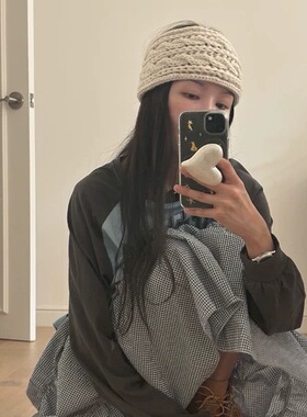博主同款纯色麻花蝴蝶结针织帽