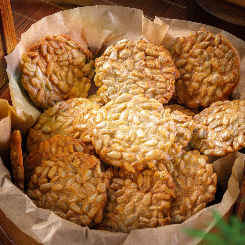 真酥脆呀！金葵迎阳酥 瓜子仁薄脆坚果饼干休闲网红零食 本宫饿了