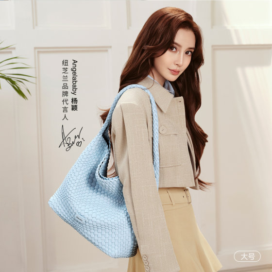 New Zhilan Zhiqu woven hobo bag 2026 new large capacity tote bag