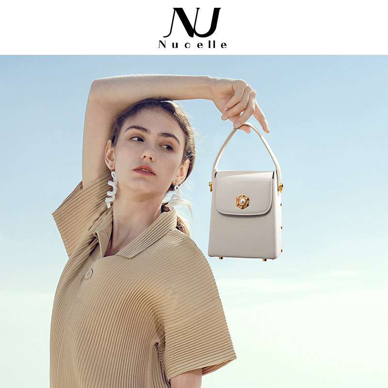 纽芝兰小包包女2022新款超火烟盒包 纽芝兰箱包女士包袋