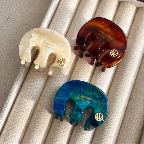 韩系同款小号m金标醋酸抓夹日常百搭温柔鲨鱼夹半扎发抓发夹发饰 - 图1