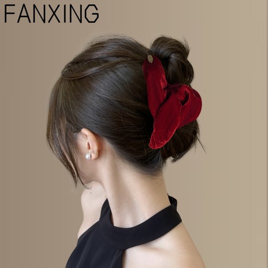 【赤红妆匣】法式丝绒褶皱抓夹大号鲨鱼夹气质旅行发卡百搭发抓