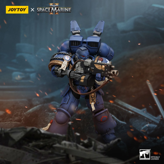 Spot JOYTOY Dark Source Warhammer 40K Ultramarine Adjutant Titus Gadriel Cheerron model play