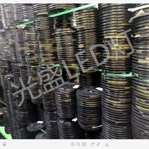 白灯led贴片灯珠1205白光超高亮1206小体积小胶体发光二极管白色 - 图0