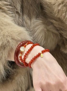 天然红玛瑙手链女款本命年多圈串珠珠子红色水晶手串转运