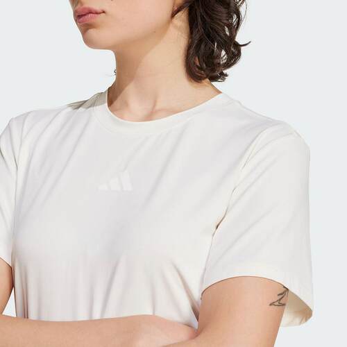 adidas阿迪达斯短袖女25夏季速干凉感透气运动健身圆领T恤JZ6282 - 图2