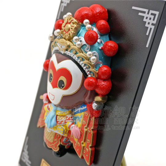 Home furnishings with Chinese characteristics Peking Opera dolls, facial makeup and characters