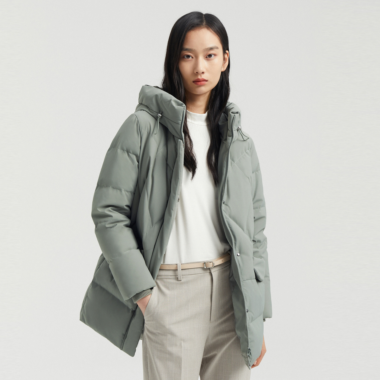 波司登羽绒服女式中款大码外套