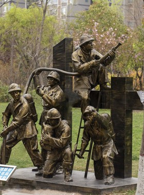 消防员人物雕塑强险救火主题教育