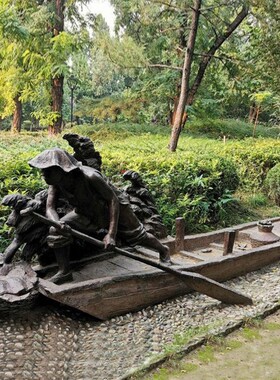 小兵张嘎雕塑红色文化主题抗日儿