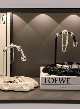 现代轻奢高档放钥匙收纳玄关摆件入户进门口鞋柜装饰品置物架