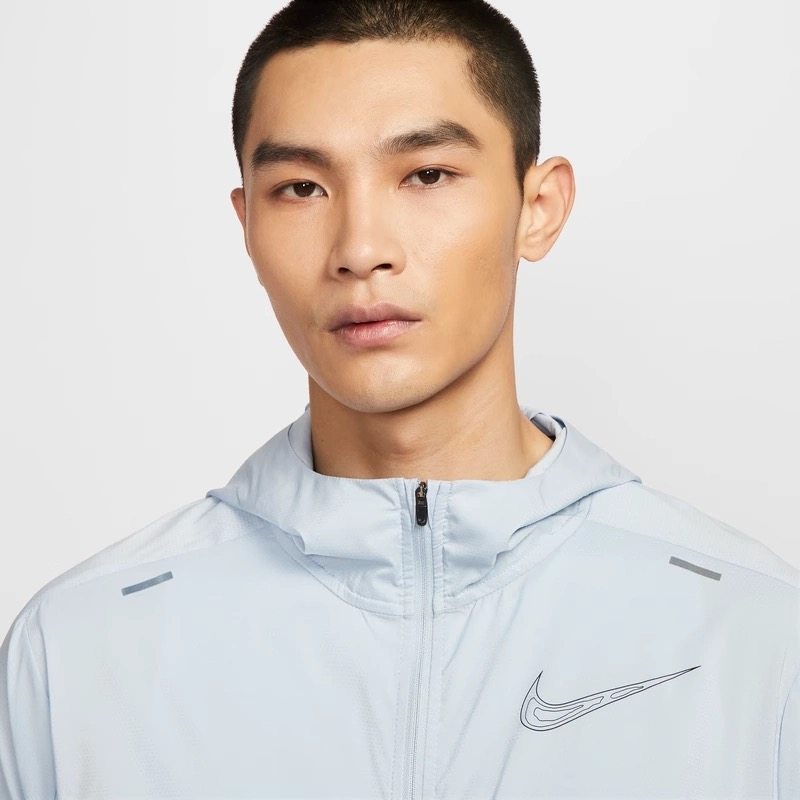 Nike耐克跑步外套男子连帽速干透气夜跑反光可打包设计IH0824-440,淘宝优惠券,粉丝福利购,淘宝优惠卷