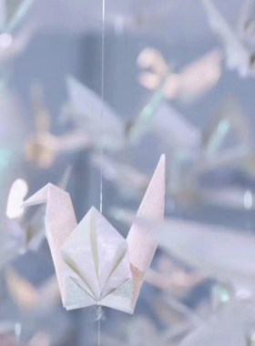 网红打卡珠光穿线商场千纸鹤折纸