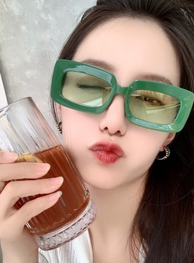 方形小框太阳镜2023新款墨镜网红潮个性街拍遮阳防紫外线太阳眼镜