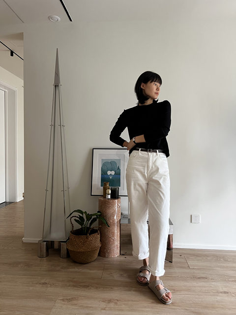Jeans ແບບ retro ງ່າຍດາຍແລະ versatile