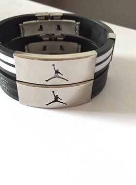 民族风彩色火焰云飞人对勾手镯环链时尚运动潮男女士硅胶钛钢腕带