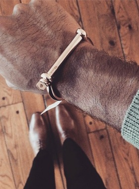 海军风格矩形船锚钩D字马蹄活口螺旋式锁扣钛钢男女情侣款手镯环