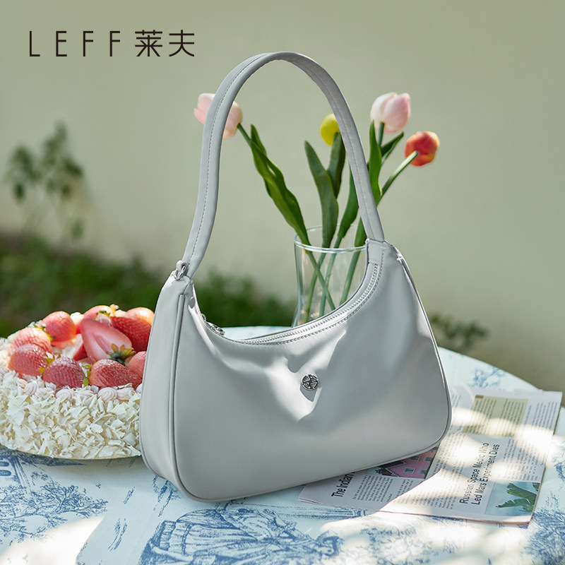 莱夫轻便腋下包女士2026新款高级感法棍包帆布手提包尼龙单肩小包,淘宝优惠券,粉丝福利购,淘宝优惠卷