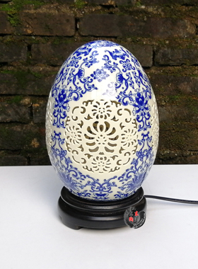 包邮蛋形陶瓷卧室青花镂空台灯
