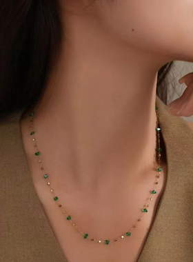 设计感绿色满天星项链气质女