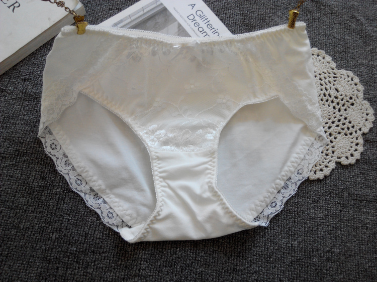 日系外贸女士纯棉内裤中腰包臀蕾丝无痕高开叉无缝白色全棉档大码,淘宝优惠券,粉丝福利购,淘宝优惠卷