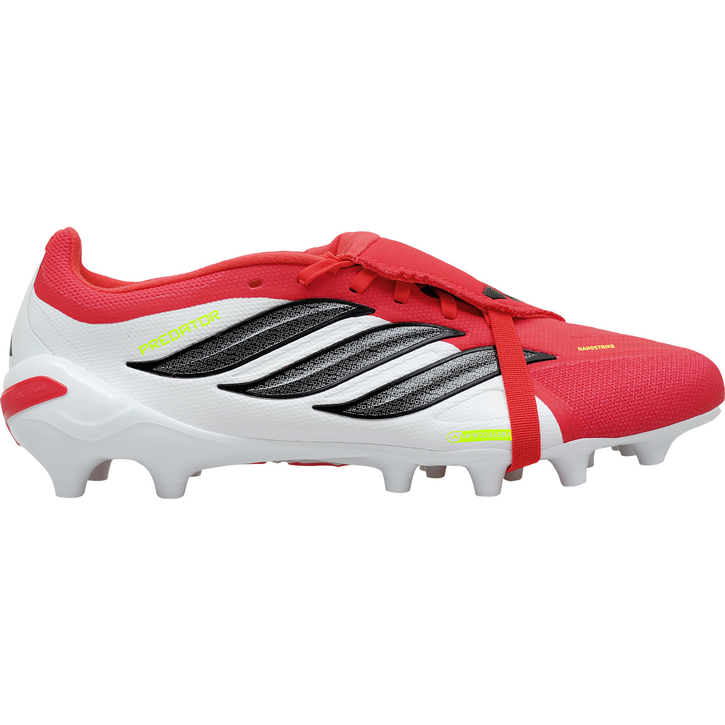 天朗足球阿迪达斯猎鹰PREDATOR中端翻盖鞋舌AG人草足球鞋JR7902