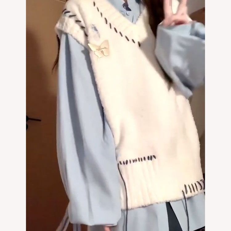 早秋穿搭一整套v领明线破洞毛衣马甲针织背心女蓝色长衬衫两件套 - 图0