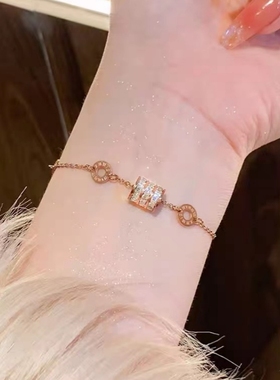 小蛮腰手链女钛钢不掉色轻奢小众