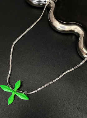 新款复古百搭小众绿色十字架项链