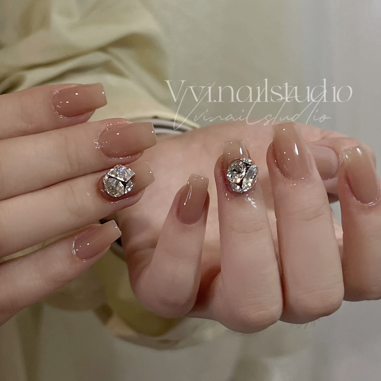 NZ手工定制甲片拆卸穿戴假指甲光疗贴百搭显白短款裸透色钻球美甲,淘宝优惠券,粉丝福利购,淘宝优惠卷