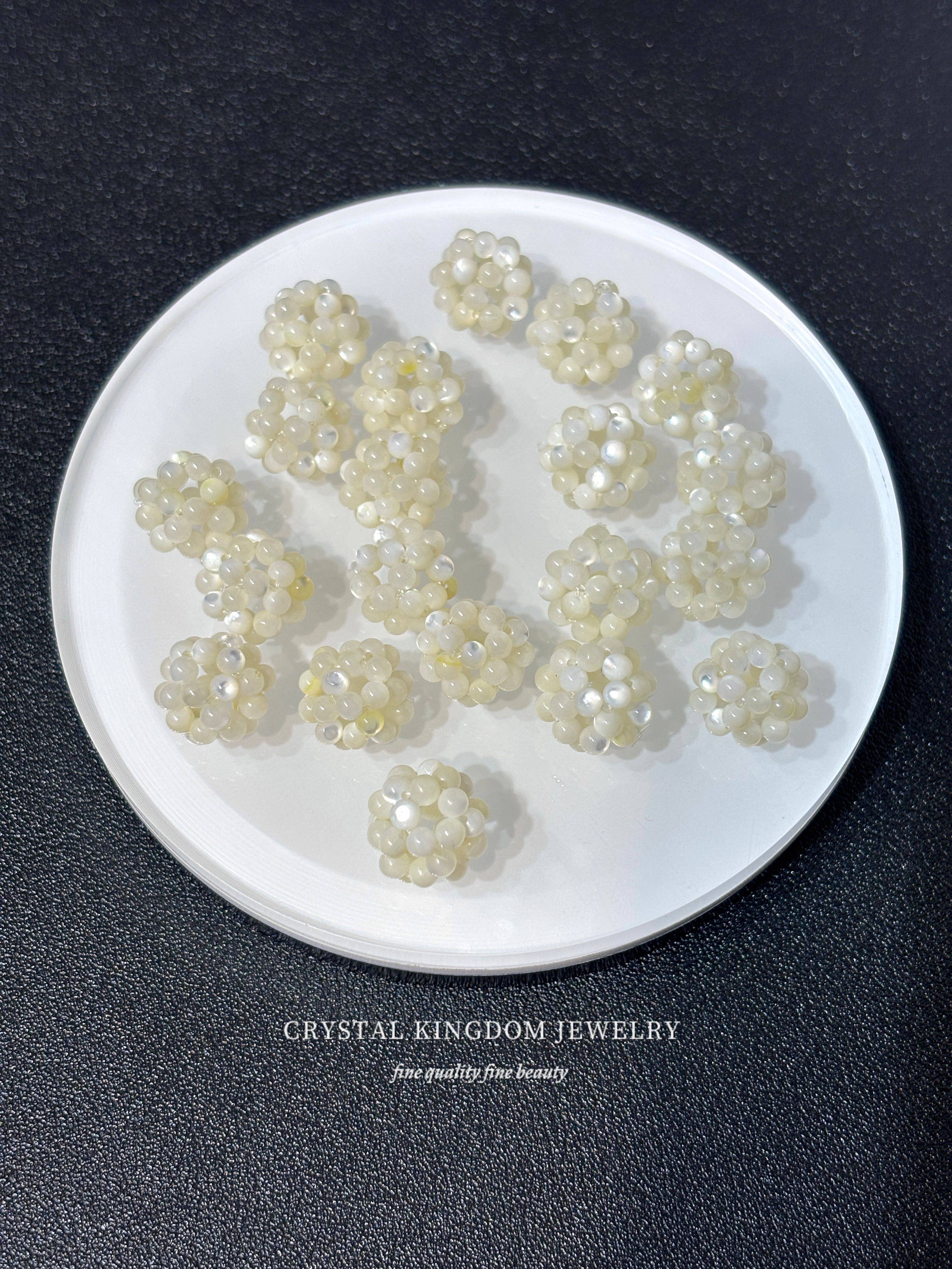 天然白蝶贝绣球珠散珠单珠diy原创水晶手链编织手工吊坠配件车挂 - 图0