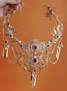 芳菲雪保色铜女红色异域风