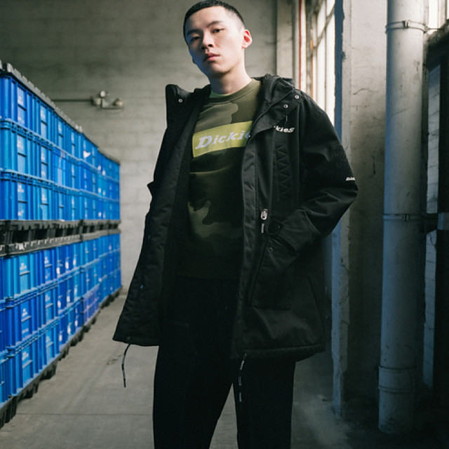 DICKIES ເສື້ອກິລາຝ້າຍທີ່ມີຂົນອ່ອນໆທີ່ມີຄວາມຍາວກາງ