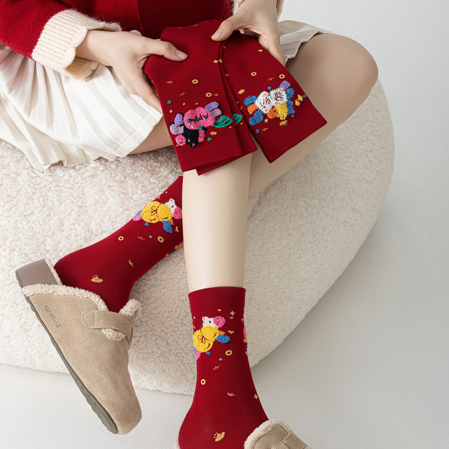 会起球的袜子 新年红色女士中筒袜 2026年马年喜庆本命年卡通棉袜,淘宝优惠券,粉丝福利购,淘宝优惠卷