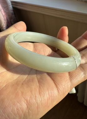 58圈新疆且末料和田玉高青白玉手镯无暇油膏暖白女士玉镯子礼物