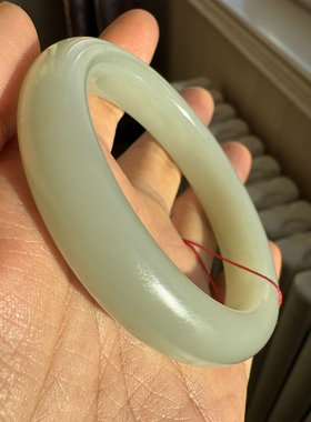 56圈新疆且末甜水河油膏料和田玉高青白玉手镯油糯细腻无暇女士镯