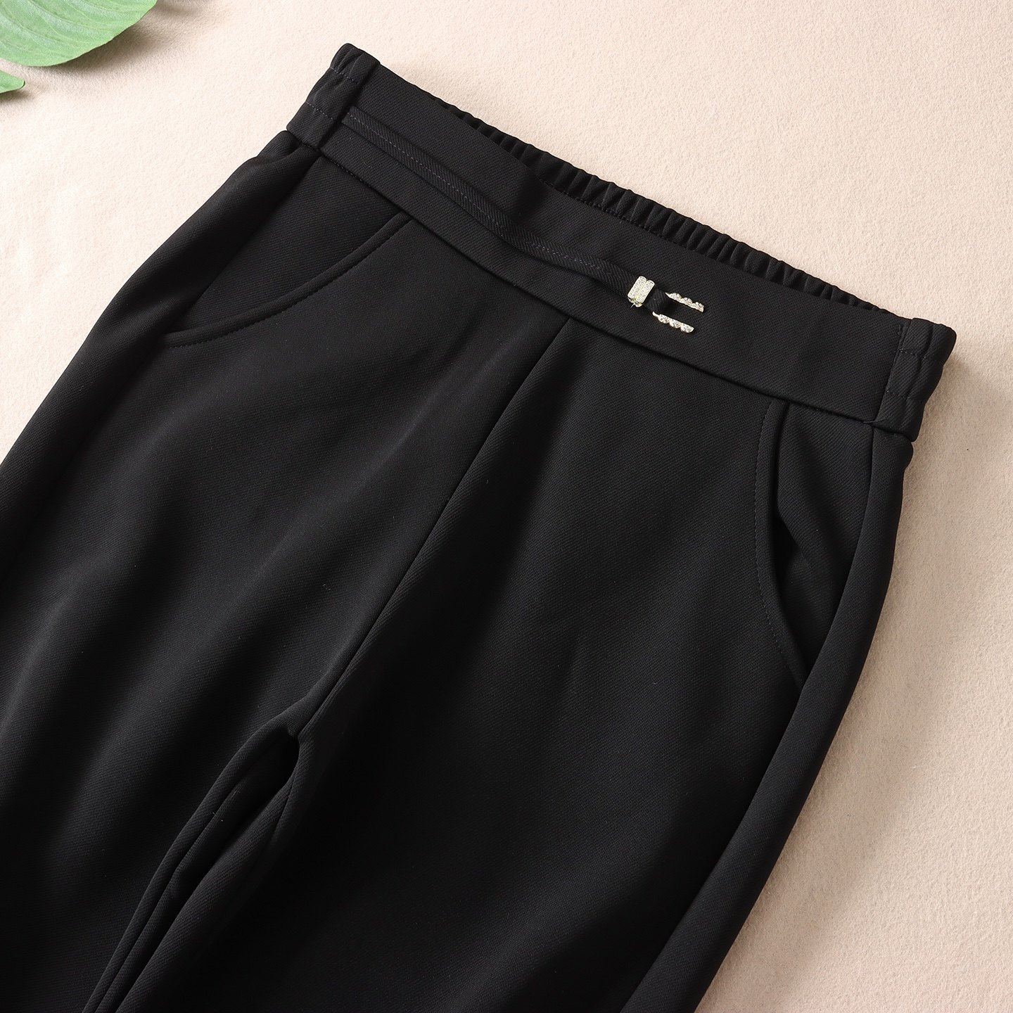 加绒小直筒哈伦裤女冬季保暖显瘦不起球高腰显瘦休闲西装长裤W498,淘宝优惠券,粉丝福利购,淘宝优惠卷