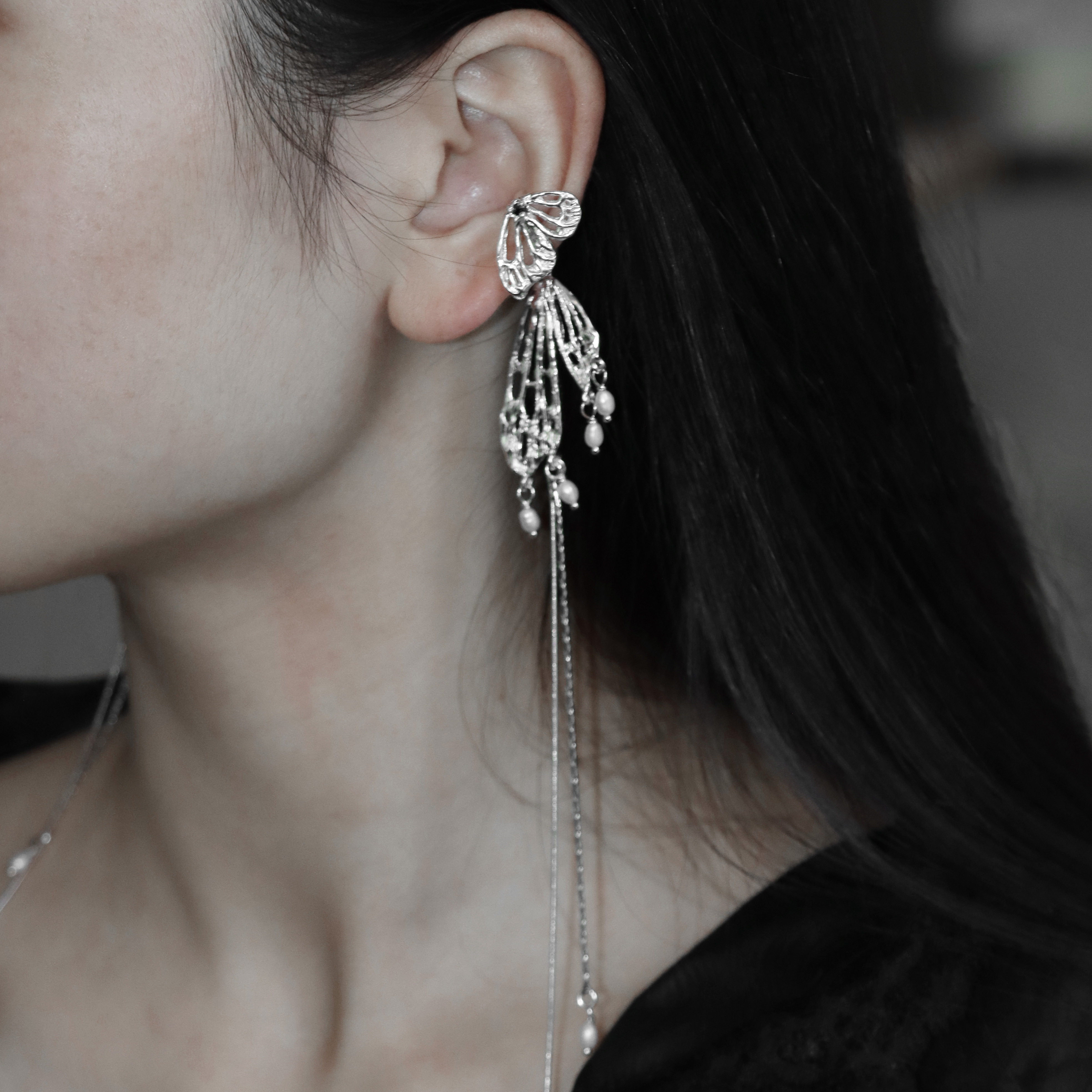 東黑三白/  重影银蝶 s930纯银原创设计流苏肌理无耳洞耳夹耳饰,淘宝优惠券,粉丝福利购,淘宝优惠卷