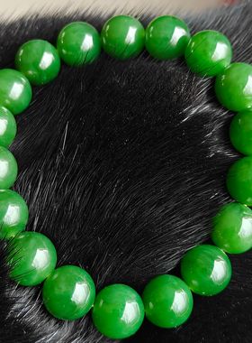 店主强烈推荐和田碧玉俄料正阳绿圆珠手串色泽靓丽肉质细腻油润