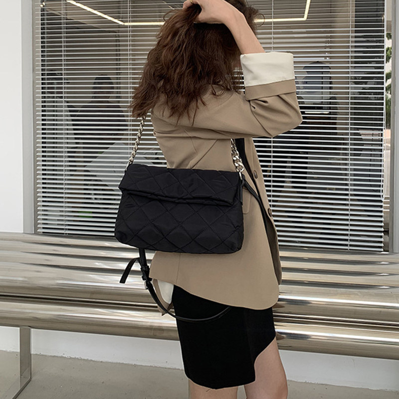 女包2025韩版新款菱格单肩包防水牛津布粗链条包大容量时尚斜挎包,淘宝优惠券,粉丝福利购,淘宝优惠卷