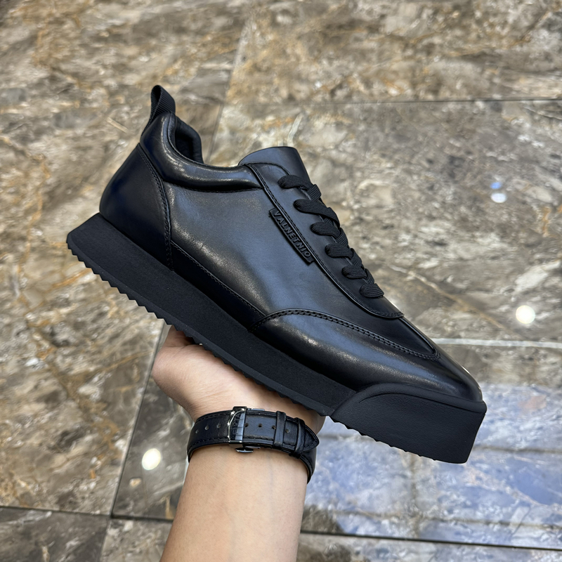广州真皮男鞋2025秋冬新款时尚潮流百搭牛皮休闲皮鞋厚底运动板鞋 - 图1