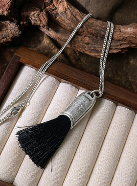 LJW 韩国车静媛同款毛刷子流苏项链小众设计高级感长款吊坠毛衣链