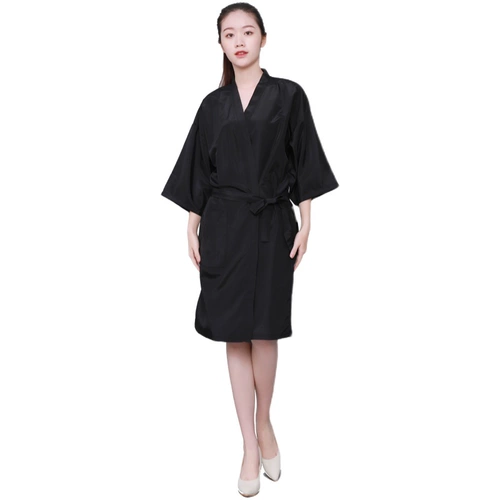 Высокопроизводство по переговорам о обслуживании клиентов, окружающая красота парикмахерская, клиентская одежда, окрашивая одежду клиента Perm