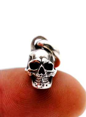 渡鸦专属欧美写实头骨925银吊坠