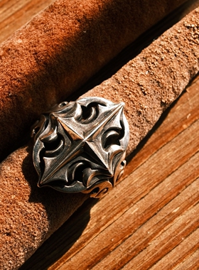 渡鸦中世界哥特风格十字架银戒指