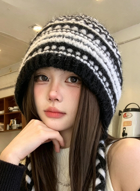 复古条纹女冬季护耳显脸小针织帽
